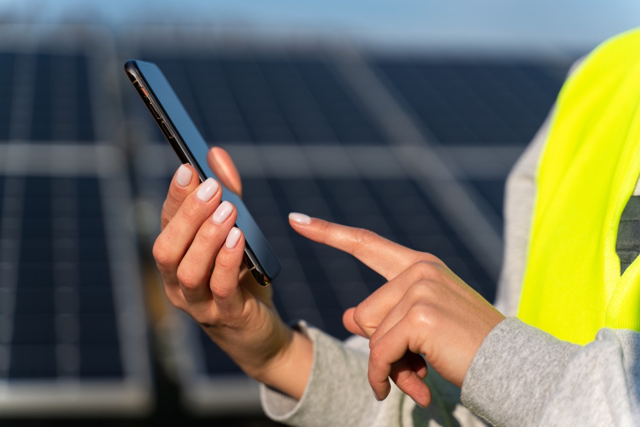 Digital Marketing for Solar Installers: How to Educate Homeowners and Fill Your Pipeline